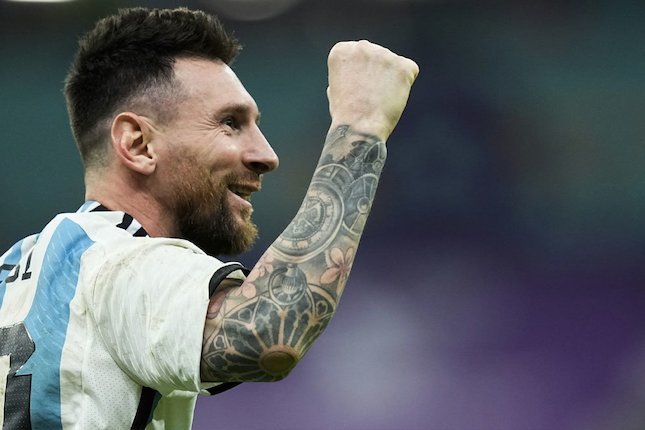 2. Lionel Messi 2. Lionel Messi