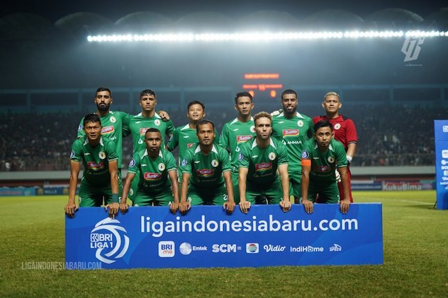 Strategi Berbeda