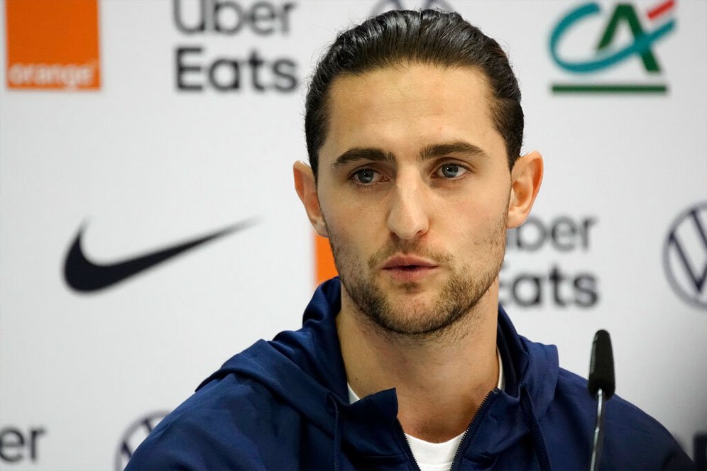 Gagal Bawa Putranya Bermain di Klub Top Eropa, Ibu Adrien Rabiot Jadi Sasaran Kritik Gagal Bawa Putranya Bermain di Klub Top Eropa, Ibu Adrien Rabiot Jadi Sasaran Kritik