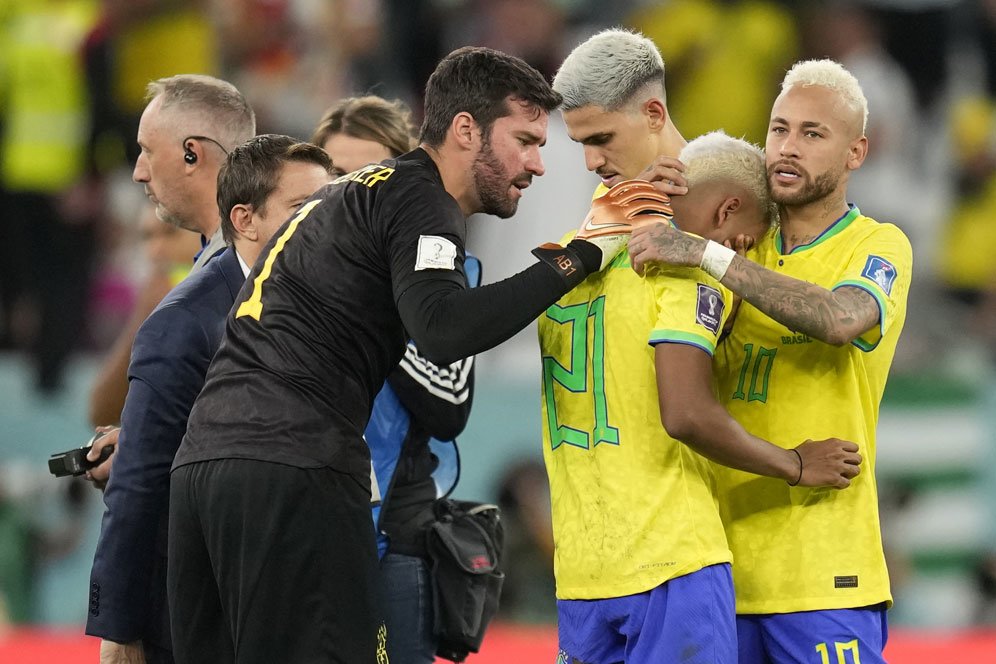 Menyentuh! Ini Pesan Neymar Pada Marquinhos & Rodrygo Usai Brasil Tersingkir dari Piala Dunia 2022 Menyentuh! Ini Pesan Neymar Pada Marquinhos & Rodrygo Usai Brasil Tersingkir dari Piala Dunia 2022