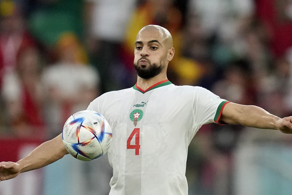 Bukan Barcelona, Sofyan Amrabat Diindikasikan Bakal Bergabung dengan Manchester United
