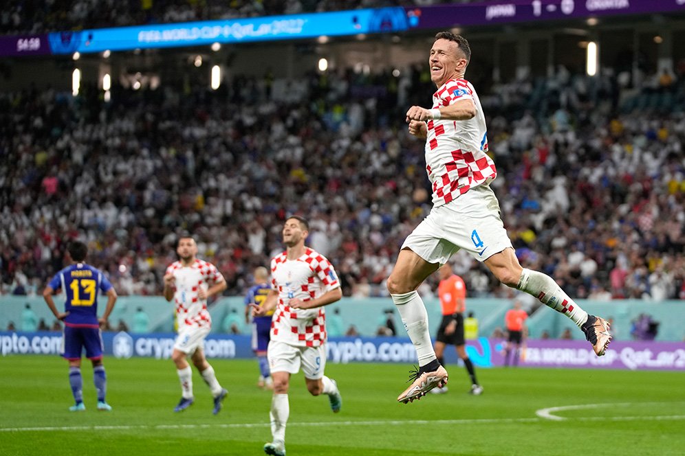 Hasil Piala Dunia 2022 Jepang vs Kroasia: Skor 1-1 (pen. 1-3) Hasil Piala Dunia 2022 Jepang vs Kroasia: Skor 1-1 (pen. 1-3)