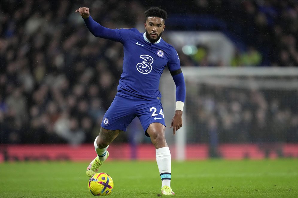 Reece James Terpaksa Ditarik Keluar Tujuh Menit Lebih Awal dari Rencana Reece James Terpaksa Ditarik Keluar Tujuh Menit Lebih Awal dari Rencana