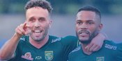 Bali United vs Persebaya, Teco Minta Pemain Hentikan Paulo Victor Bali United vs Persebaya, Teco Minta Pemain Hentikan Paulo Victor
