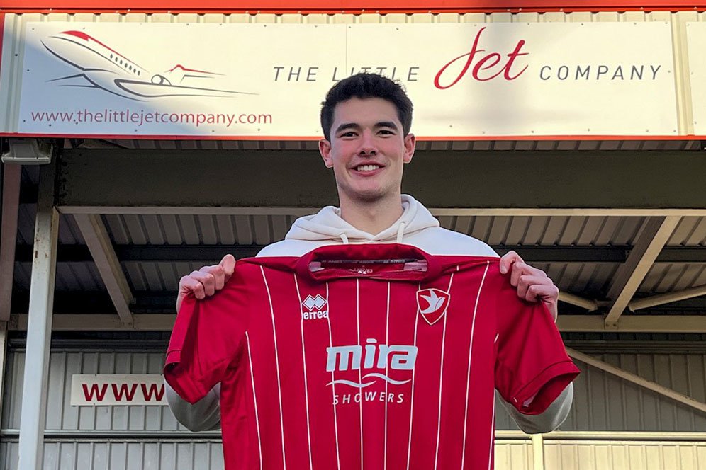 Tidak Lagi di Gillingham FC, Elkan Baggott Sekarang Dipinjamkan ke Cheltenham Town Tidak Lagi di Gillingham FC, Elkan Baggott Sekarang Dipinjamkan ke Cheltenham Town