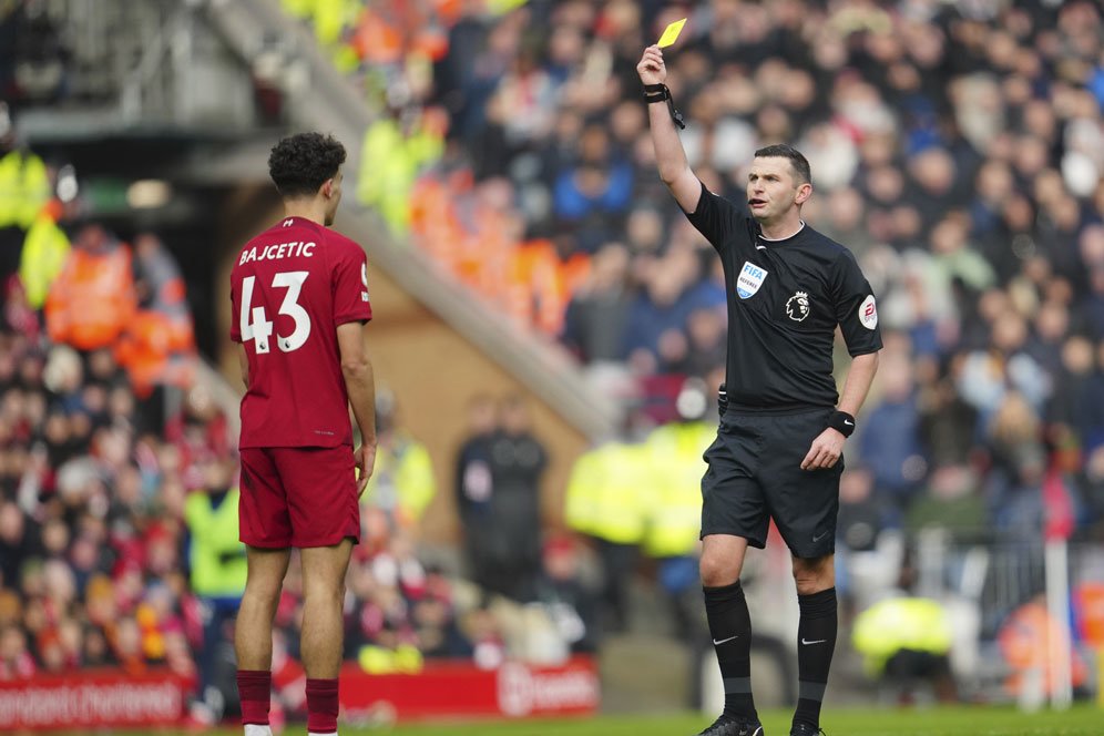 Jurgen Klopp Acungi Jempol Performa Stefan Bajcetic di Laga Liverpool vs Chelsea Jurgen Klopp Acungi Jempol Performa Stefan Bajcetic di Laga Liverpool vs Chelsea
