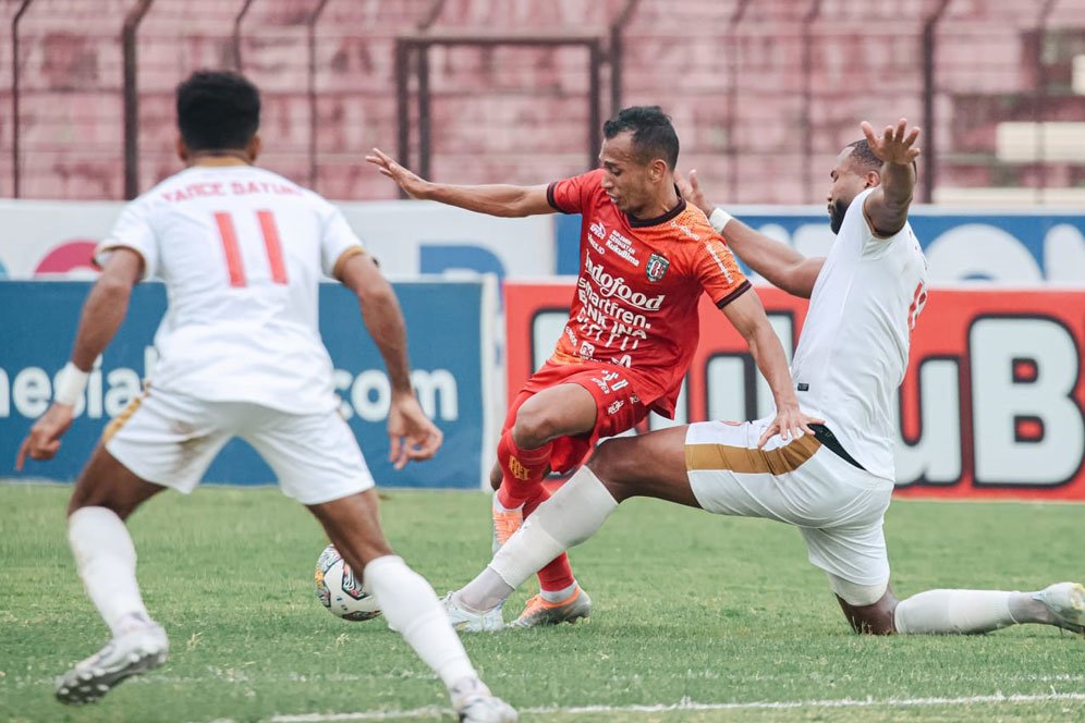 Duel Bali United Vs PSM untuk Memperebutkan Tiket ke Liga Champions Asia Digelar Usai Lebaran dengan Format Home Away Duel Bali United Vs PSM untuk Memperebutkan Tiket ke Liga Champions Asia Digelar Usai Lebaran dengan Format Home Away