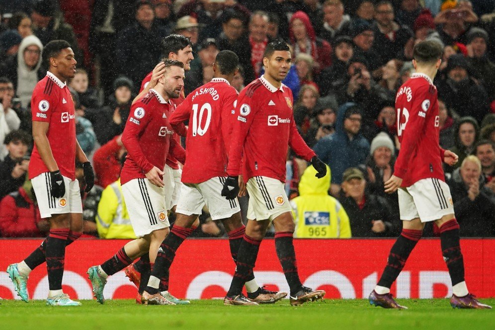 Luke Shaw: Manchester United Raih Quadruple Winners? Bisa Aja Sih...