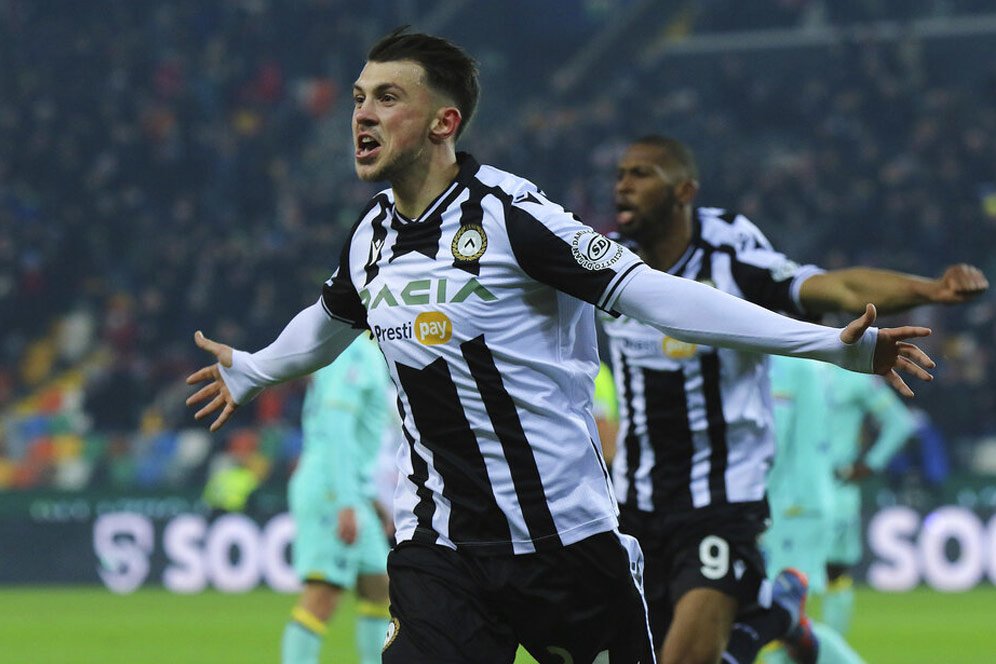 Inter Milan Dapat Sinyal Positif dalam Perburuan Lazar Samardzic