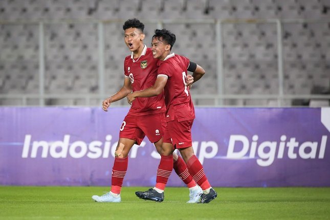 Waspadai Duel Bola Atas Waspadai Duel Bola Atas