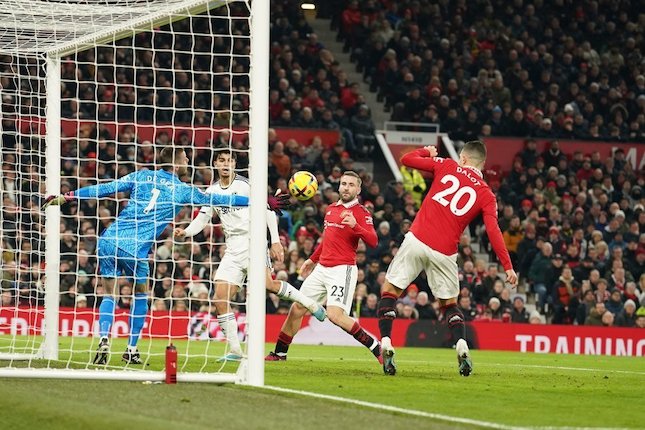 Leeds Sulit Menang Leeds Sulit Menang