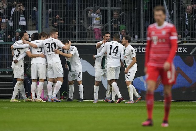 Persaingan Bek Tengah Gladbach Persaingan Bek Tengah Gladbach