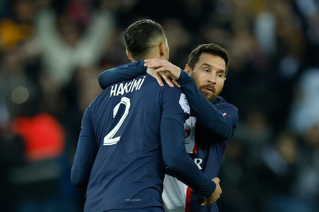 Satu Keluarga Besar dengan PSG? Satu Keluarga Besar dengan PSG?