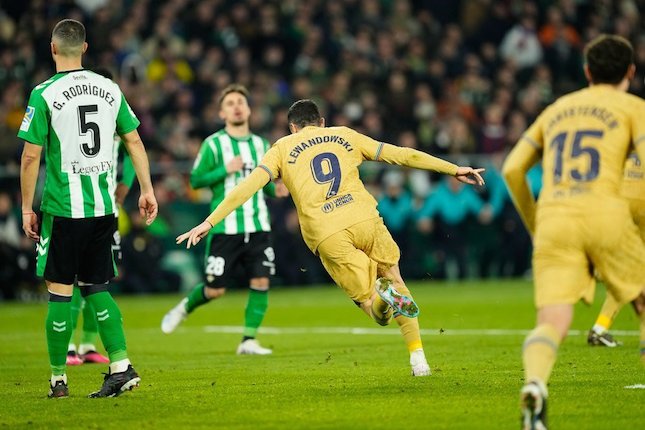 Hasil Real Betis vs Barcelona: Skor 1-2 Hasil Real Betis vs Barcelona: Skor 1-2