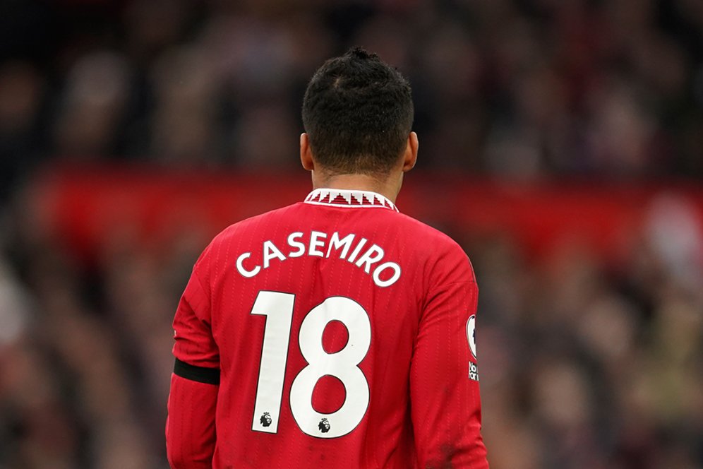 Manchester United Putuskan Tidak Banding Kartu Merah Casemiro, Kenapa? Manchester United Putuskan Tidak Banding Kartu Merah Casemiro, Kenapa?