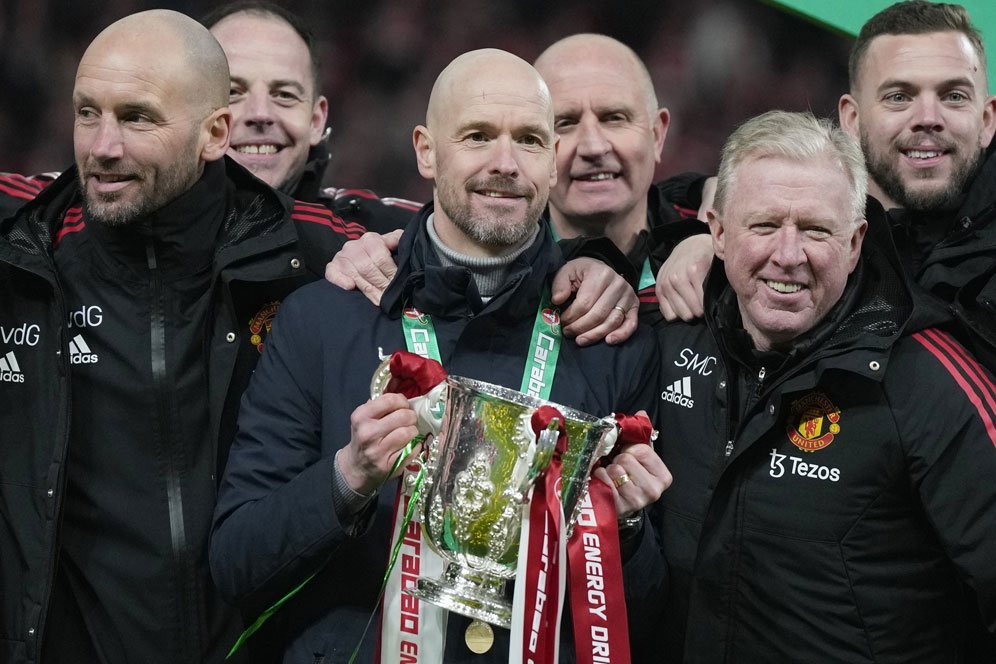 4 Pelatih Asal Belanda yang Bisa Menyusul Jejak Erik ten Hag ke Premier League 4 Pelatih Asal Belanda yang Bisa Menyusul Jejak Erik ten Hag ke Premier League
