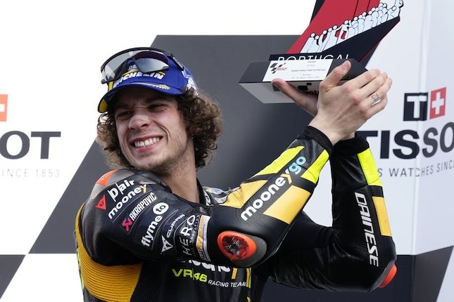 Marco Bezzecchi Sempat Panik Lihat Marc Marquez Marco Bezzecchi Sempat Panik Lihat Marc Marquez