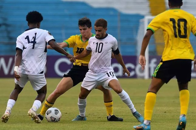 Pemain Bintang: Edison Azcona Pemain Bintang: Edison Azcona