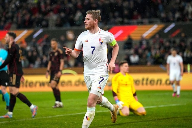 Kevin De Bruyne Pimpin Belgia Menang