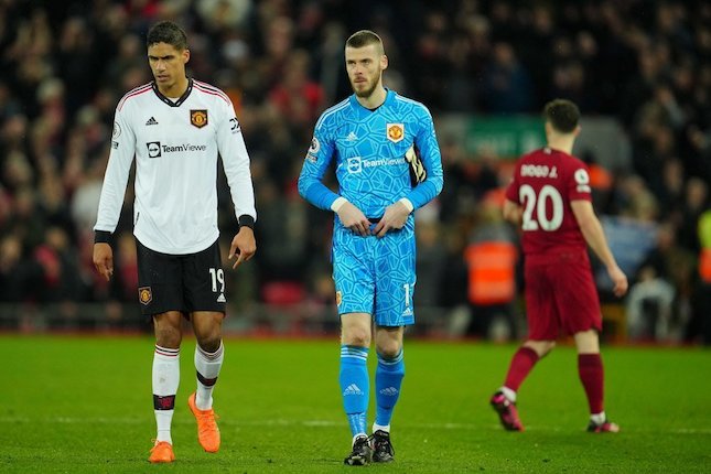 Kiper dan Bek Kiper dan Bek