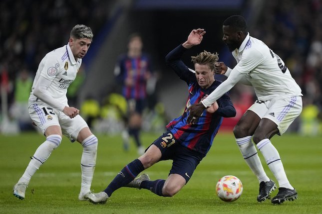1. Catatan Apik Kandang Real Madrid Ternoda