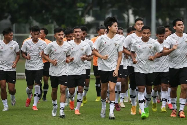 Panggil Puluhan Pemain ke TC Timnas Indonesia U-22 Panggil Puluhan Pemain ke TC Timnas Indonesia U-22