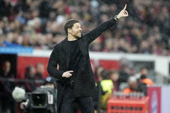 1. Xabi Alonso 1. Xabi Alonso