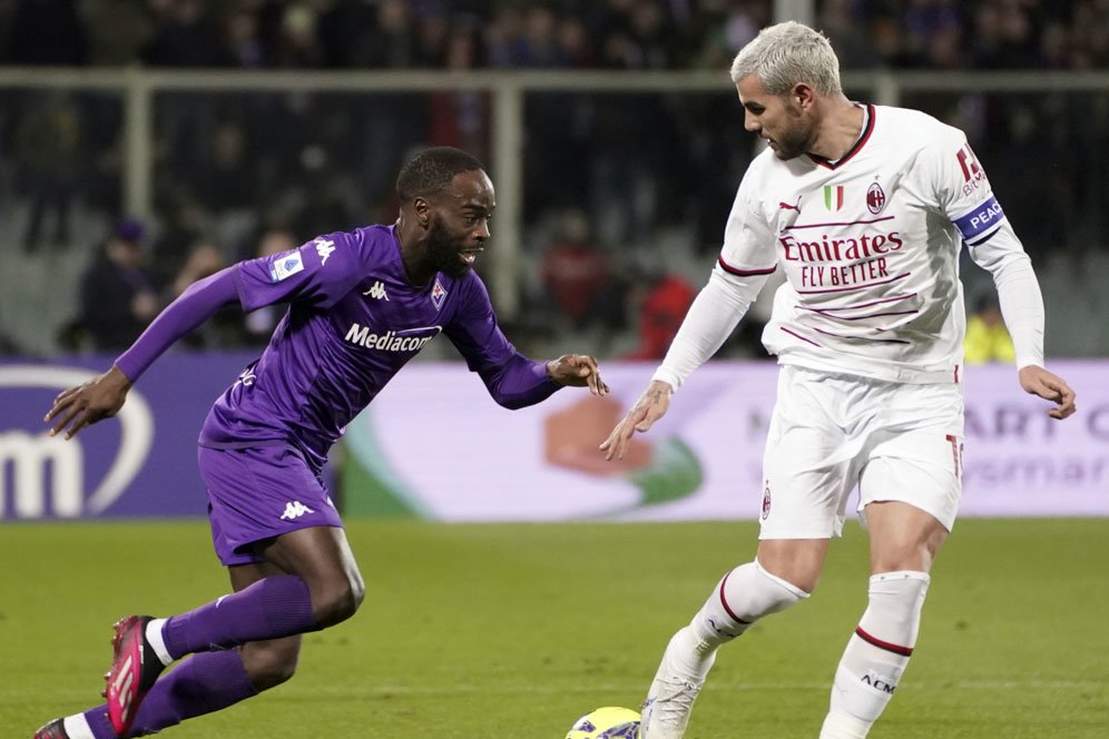 Lupakan Fiorentina, AC Milan Kini Fokus Hadapi Tottenham Lupakan Fiorentina, AC Milan Kini Fokus Hadapi Tottenham