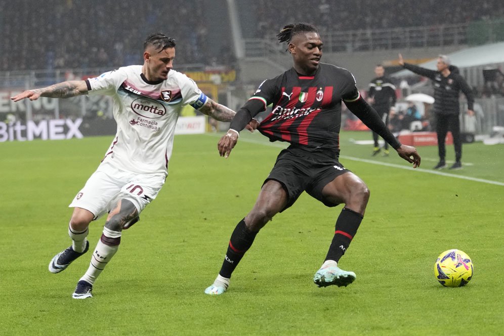 AC Milan Galau Gara-gara Rafael Leao