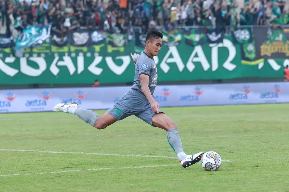 Rizky Ridho Berpamitan, Pelatih Persebaya: Mudah-mudahan Bisa Sukses Rizky Ridho Berpamitan, Pelatih Persebaya: Mudah-mudahan Bisa Sukses