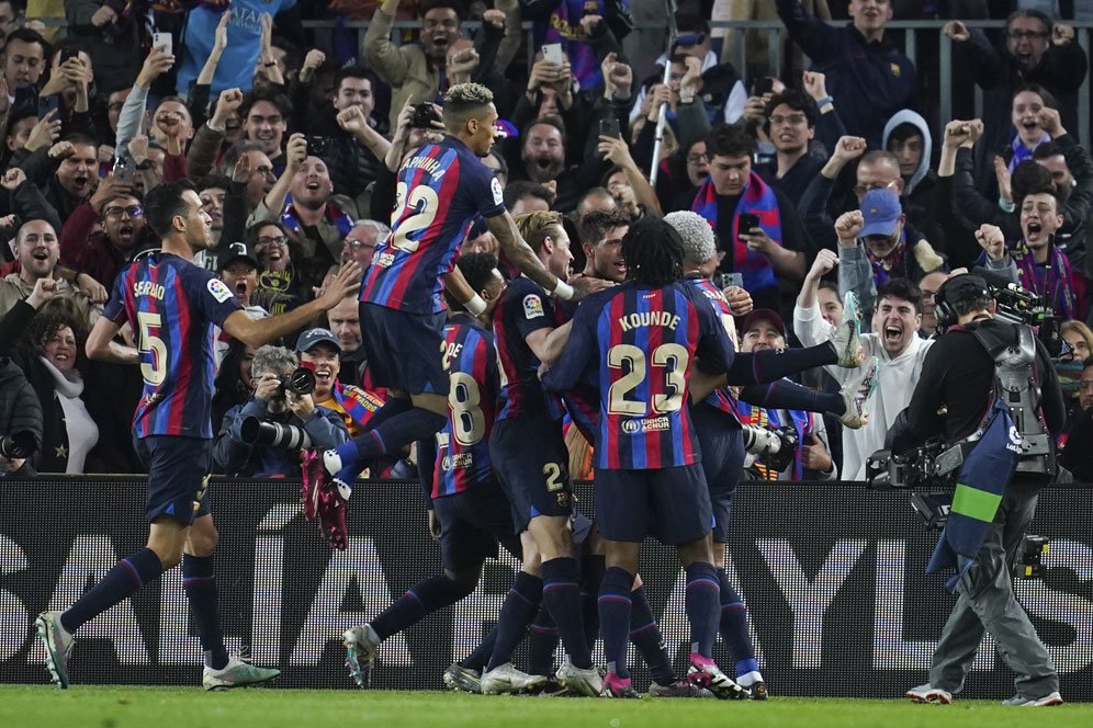 5 Transfer Gratis Terbaik yang Pernah Dilakukan Barcelona, Termasuk Luis Enrique