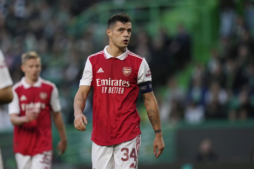 Alasan AS Roma Coba Bajak Transfer Granit Xhaka Alasan AS Roma Coba Bajak Transfer Granit Xhaka