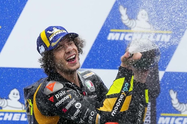 Tepis Kans Jadi Tim Utama Yamaha Tepis Kans Jadi Tim Utama Yamaha