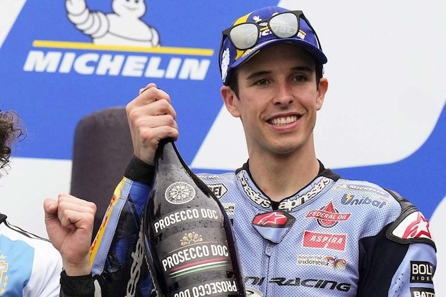 Para Pembalap MotoGP Tak Berdaya Para Pembalap MotoGP Tak Berdaya