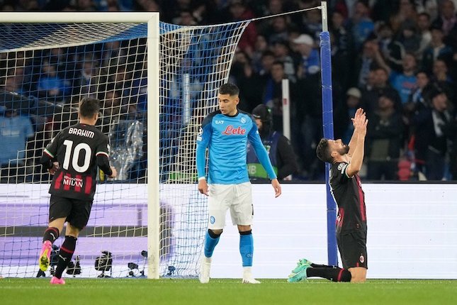 Hasil Napoli vs AC Milan: Skor 1-1 (Agg. 1-2) Hasil Napoli vs AC Milan: Skor 1-1 (Agg. 1-2)
