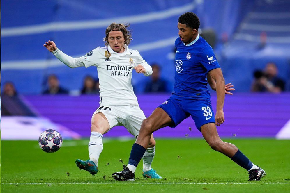 Unek-unek Netizen: Chelsea Gak Dibantai Sama Real Madrid Aja Udah Syukur, Ancelotti Mungkin Masih Berbaik Hati dengan Mantan Klubnya Unek-unek Netizen: Chelsea Gak Dibantai Sama Real Madrid Aja Udah Syukur, Ancelotti Mungkin Masih Berbaik Hati dengan Mantan Klubnya
