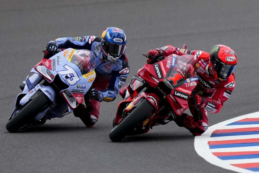 Dikritik Aprilia Karena Punya 8 Rider, Ducati Tuduh Rival Kebanyakan Protes Dikritik Aprilia Karena Punya 8 Rider, Ducati Tuduh Rival Kebanyakan Protes