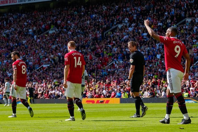 Gantikan Martial