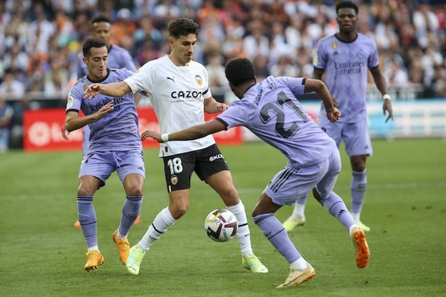 Valencia Harusnya Dapat Penalti?