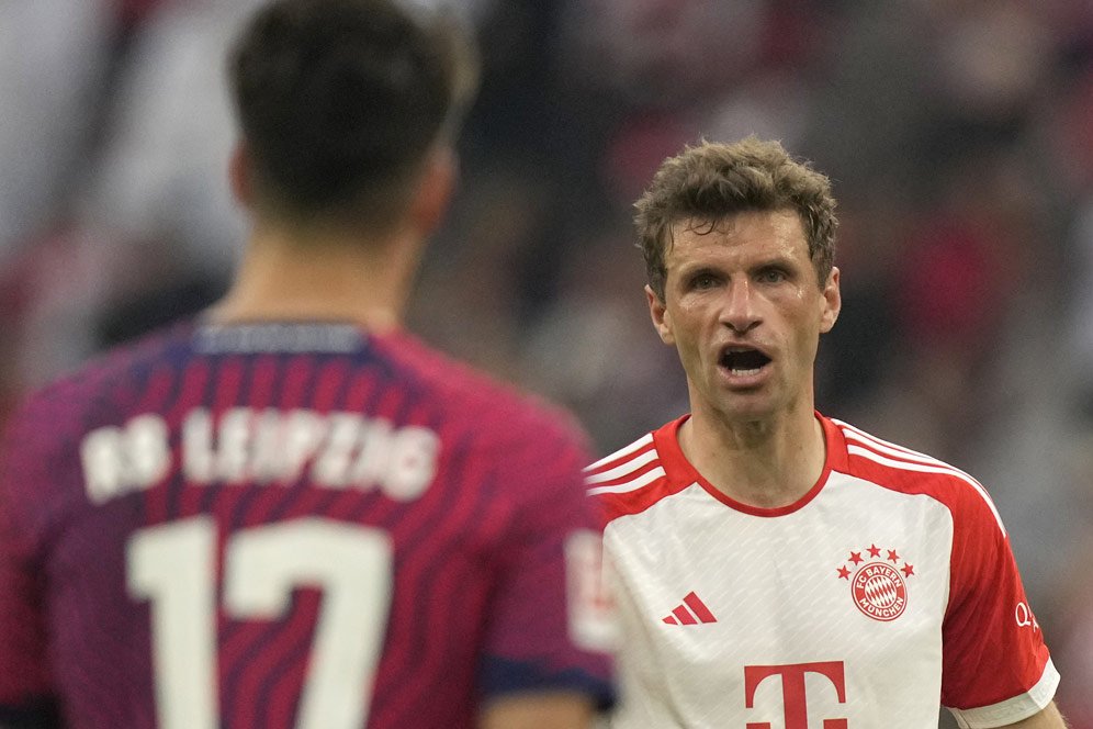 Sabar Dulu Ya, Thomas Muller Sabar Dulu Ya, Thomas Muller