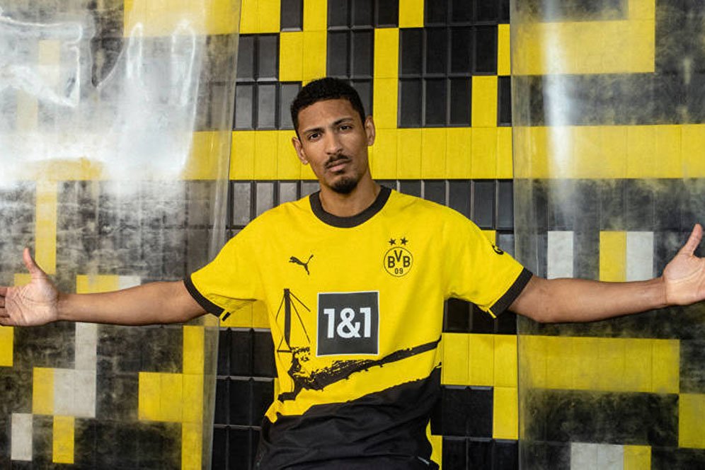 Unik! Desainnya Bikinan Suporter Sendiri, Ini Jersey Home Borussia Dortmund 2023/2024