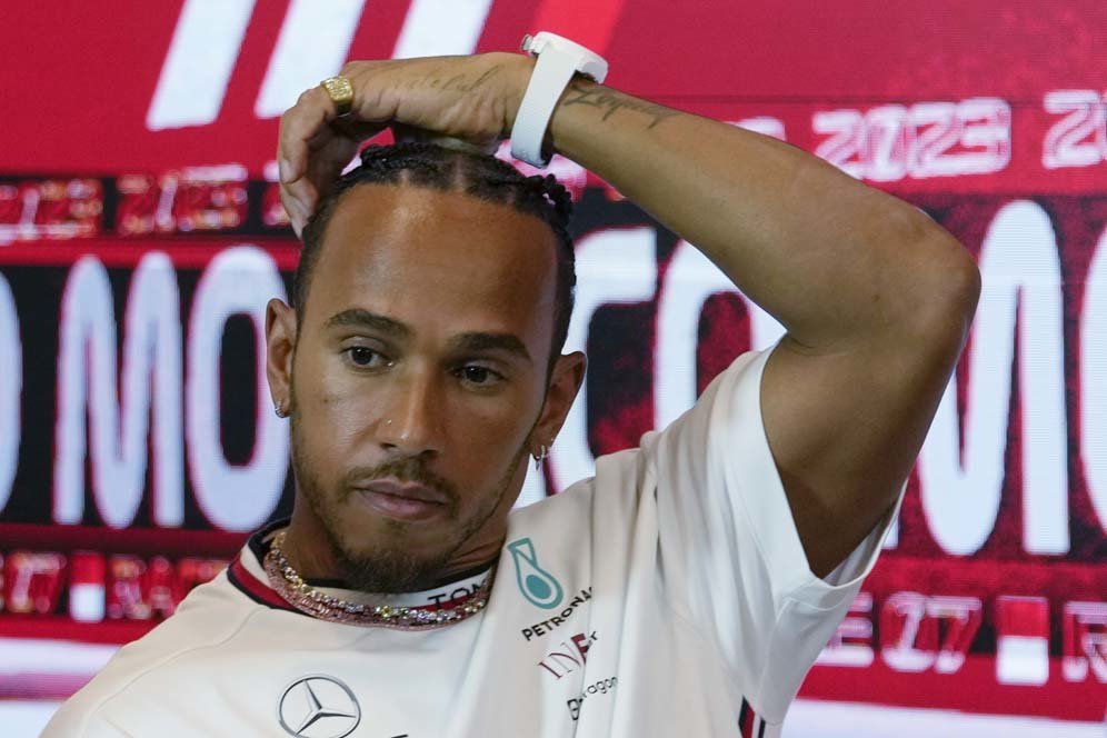 Mendadak Pilih Pindah ke Ferrari pada 2025, Lewis Hamilton: Waktunya Cari Tantangan Baru Mendadak Pilih Pindah ke Ferrari pada 2025, Lewis Hamilton: Waktunya Cari Tantangan Baru