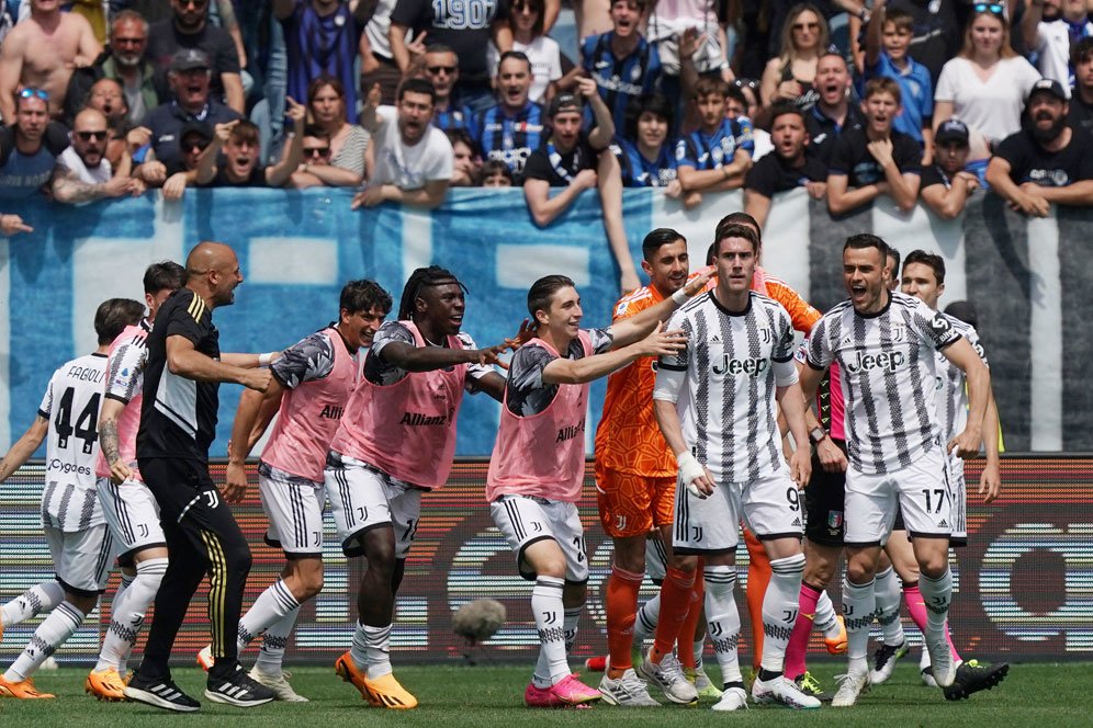 Netizen Sindir Mahakarya Strategi Allegri saat Juventus Pecundangi Atalanta: Strategi Tanpa Strategi, Lawan Bingung Pemain Sendiri Bingung Netizen Sindir Mahakarya Strategi Allegri saat Juventus Pecundangi Atalanta: Strategi Tanpa Strategi, Lawan Bingung Pemain Sendiri Bingung
