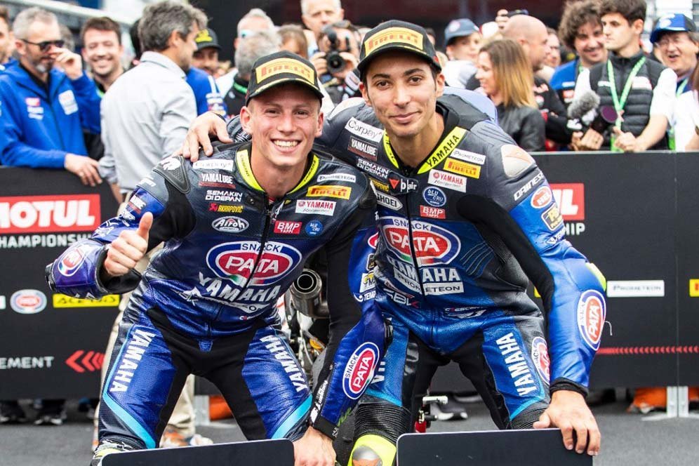 Ditinggal Toprak Razgatlioglu, Yamaha Pertahankan Andrea Locatelli di WorldSBK 2024 Ditinggal Toprak Razgatlioglu, Yamaha Pertahankan Andrea Locatelli di WorldSBK 2024