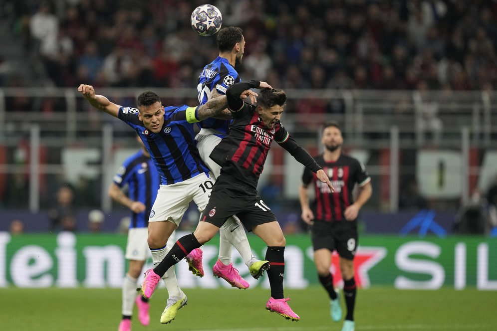 Unggul Dua Gol di Leg Pertama, Acerbi Tegaskan Inter Milan Belum Selebrasi!