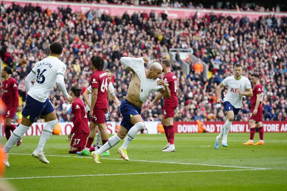 Dunia Terbalik Begitu Cepat Bagi Richarlison di Laga Liverpool vs Tottenham: Usai Dansa Merpati, 99 Detik Kemudian Keok Dunia Terbalik Begitu Cepat Bagi Richarlison di Laga Liverpool vs Tottenham: Usai Dansa Merpati, 99 Detik Kemudian Keok