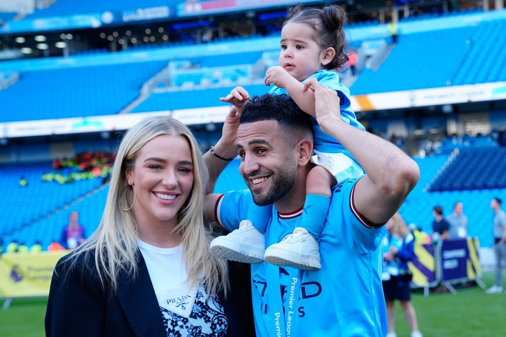 Dana untuk Boyong Riyad Mahrez Sudah Siap Dana untuk Boyong Riyad Mahrez Sudah Siap
