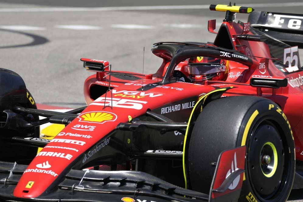 Hasil FP2 Formula 1 GP Singapura: Carlos Sainz Terdepan, Kalahkan Tandem Sendiri Hasil FP2 Formula 1 GP Singapura: Carlos Sainz Terdepan, Kalahkan Tandem Sendiri