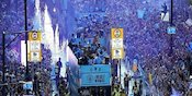 Diiringi Hujan Petir, Kota Manchester Membiru dalam Parade Perayaan Treble Winners Manchester City