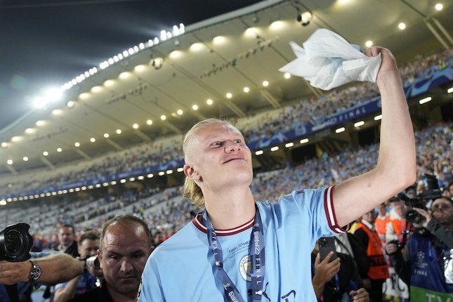 10 Gol Terbaik Liga Champions 2022/2023 10 Gol Terbaik Liga Champions 2022/2023